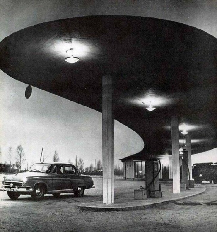 Gasolinera, Ogre, Letonia, 1965. Arquitecto: Desconocido
