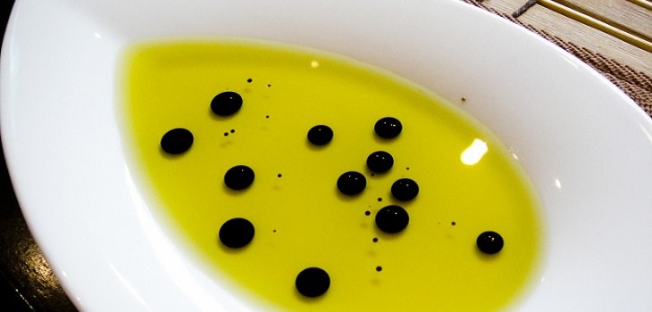 12 Alimentos Que Ayudan a Nuestros Riñones, aceite de oliva