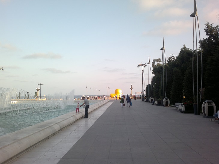 Atracciones Turísticas En Bakú, Boulevard de Bakú