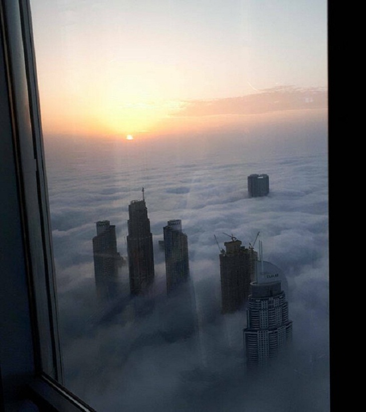 Vista desde el piso 121 del Burj Khalifa en Dubái