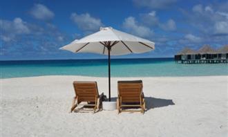 Qué fenómeno natural refleja quién eres: sillas en una playa
