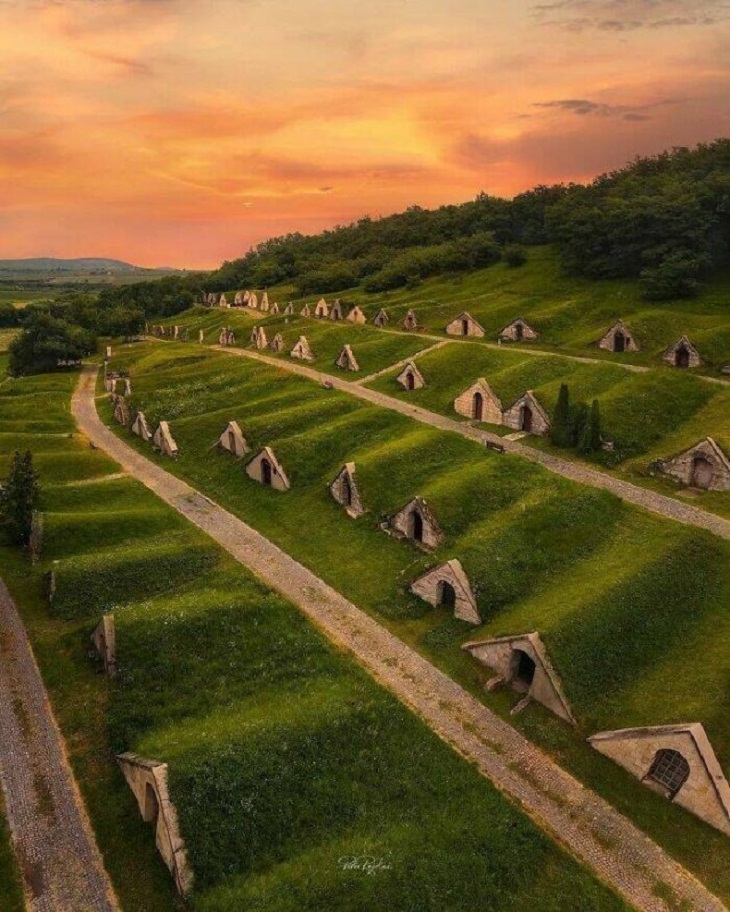 Pueblo húngaro de los hobbits