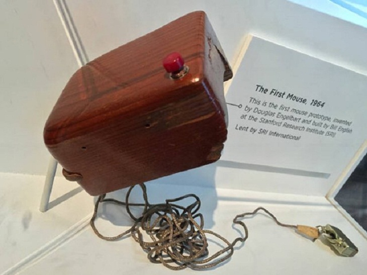 Orígenes De Inventos Famosos, primer mouse de computadora (1964)