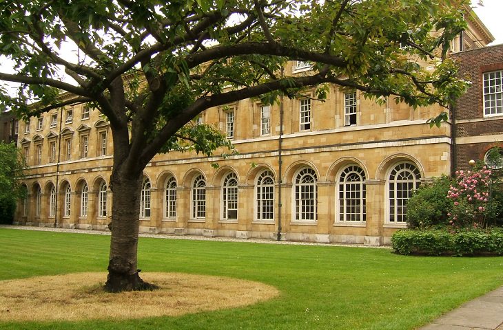  Los Jardines Universitarios en la Abadía de Westminster