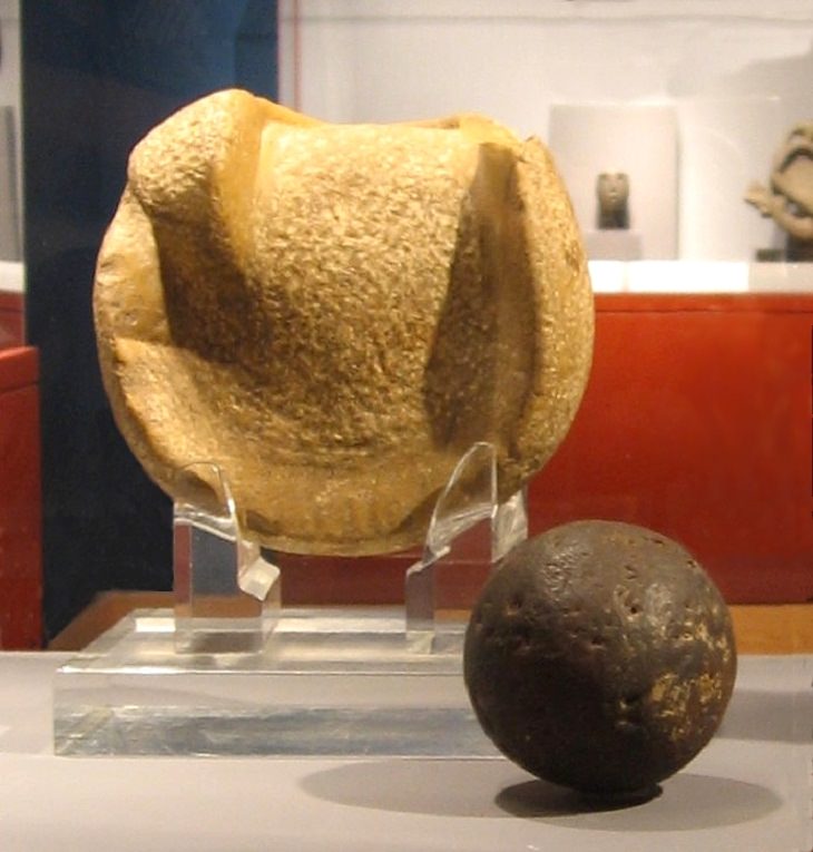 Inventos De Los Pueblos Indígenas, pelotas de goma