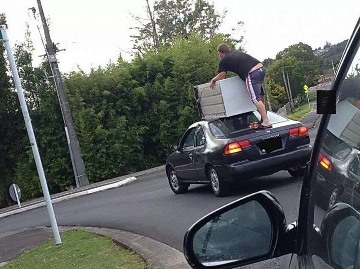 Cuando Los Hombres No Piensan En Seguridad