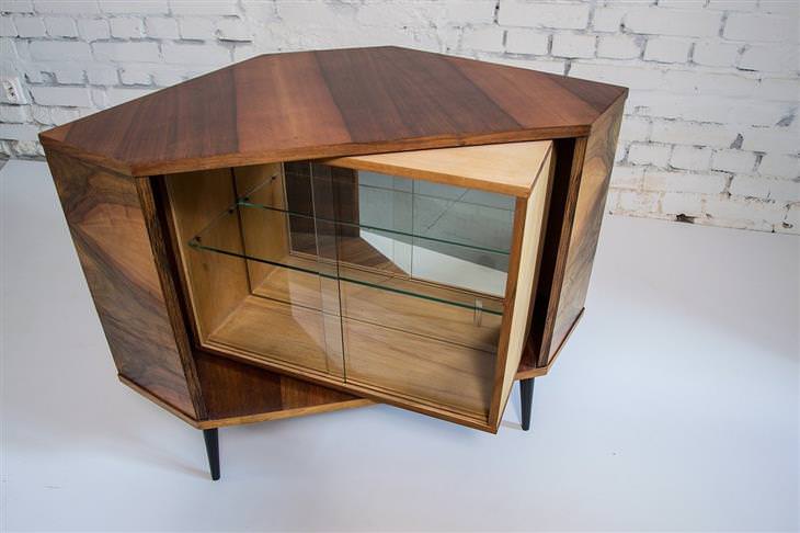 Information about wood in furniture: Sophisticated wooden cabinet