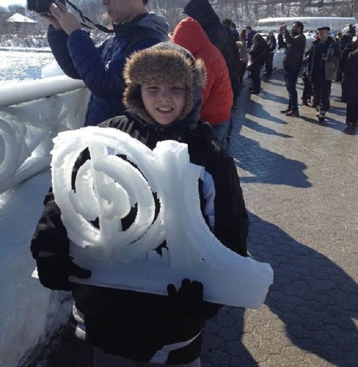 Winter Pics, ice from a railing