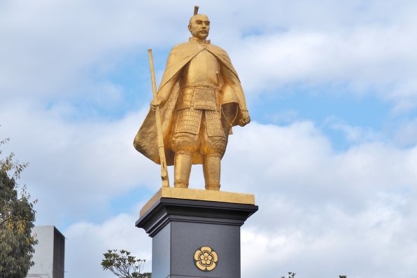 Estatuda de Oda Nobunaga
