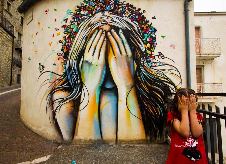 Arte Callejero De Alice Pasquini