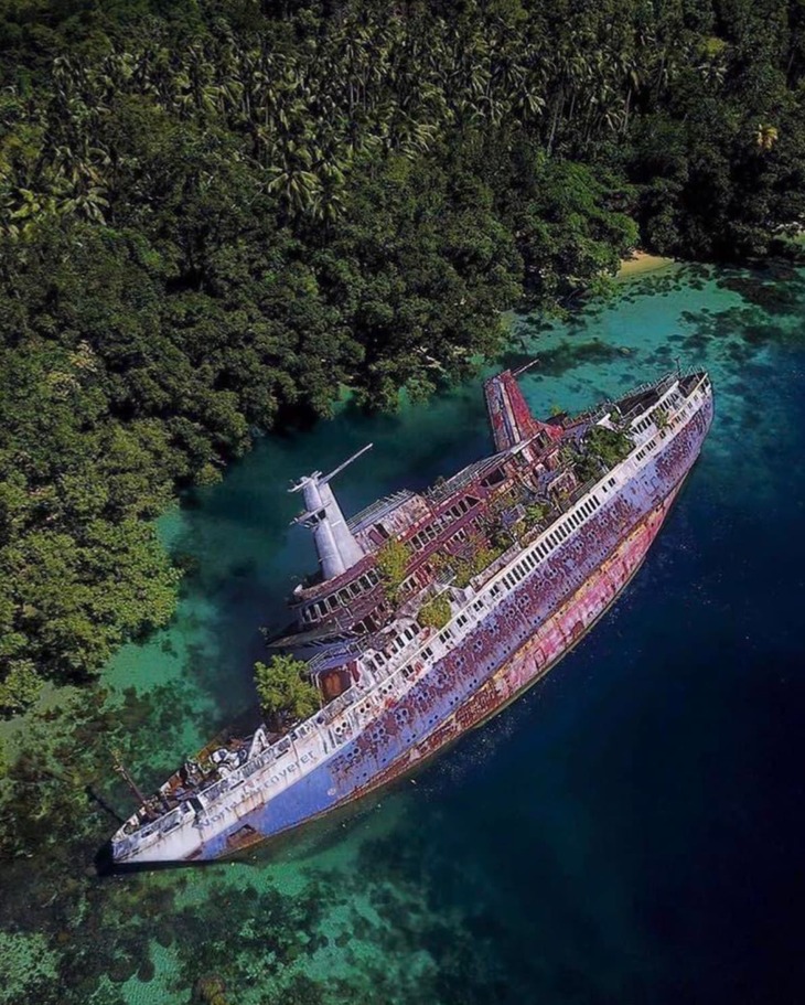 Beautiful Shipwrecks 