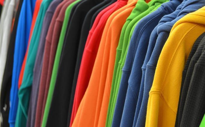 Prueba de color y necesidades de amor: ropa