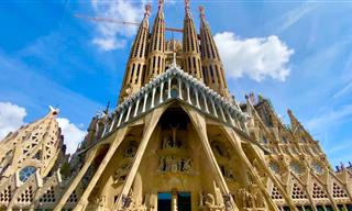 Un Asombroso Recorrido Por La Sagrada Familia En Barcelona