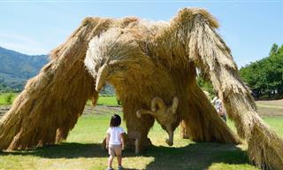 Festival Wara - El Festival Japonés De Las Esculturas De Paja Gigantes
