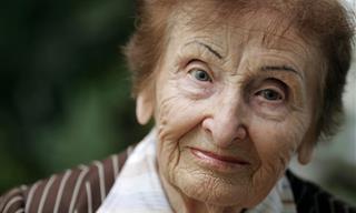 Chiste: El Paquete De La Anciana